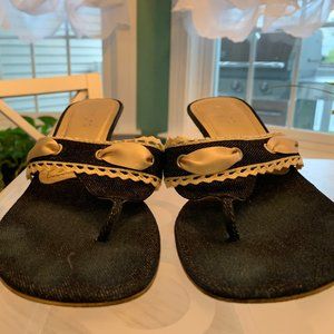 UNISA Sandle